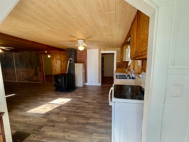 $235,000 | 879 Hudson Road, Glenburn, ME 04401