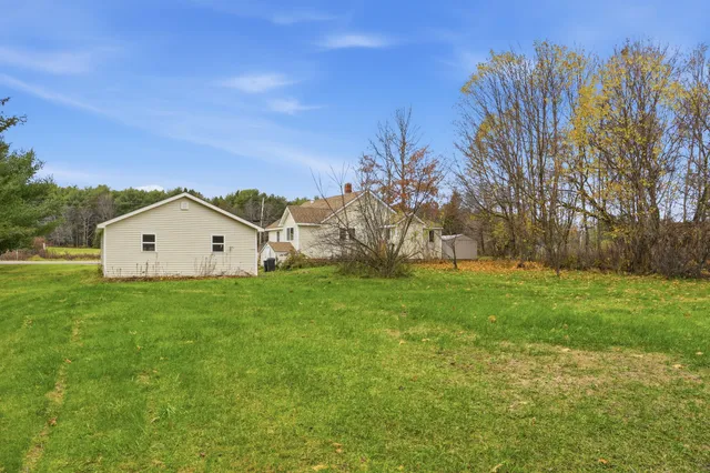 $235,000 | 879 Hudson Road, Glenburn, ME 04401