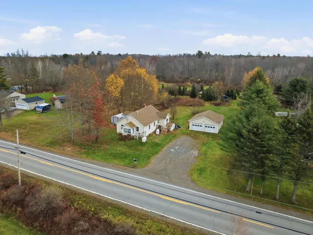 $223,000 | 879 Hudson Road, Glenburn, ME 04401