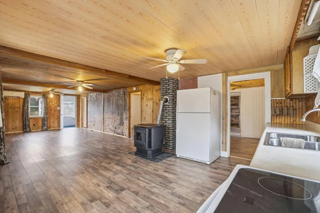 $223,000 | 879 Hudson Road, Glenburn, ME 04401