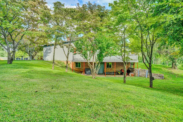 $825,000 | 283 Orchard Lake Drive, Daleville, VA 24083