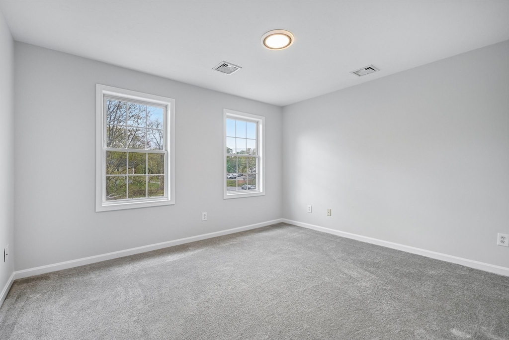 30 Clews Street Shrewsbury, MA 01545 - Photo 19 of 39
