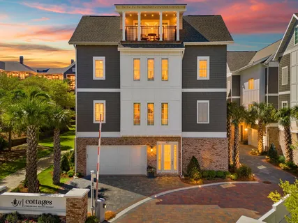 $1,800,000 | 413 Henderson Cottage Way, Destin, FL 32541