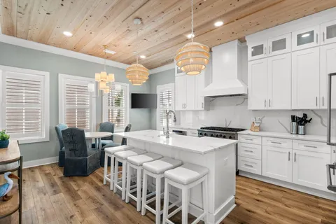 $1,850,000 | 413 Henderson Cottage Way, Destin, FL 32541