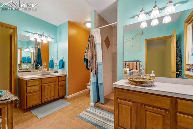 $650,000 | 192 Walnut Avenue, Palmer Lake, CO 80133