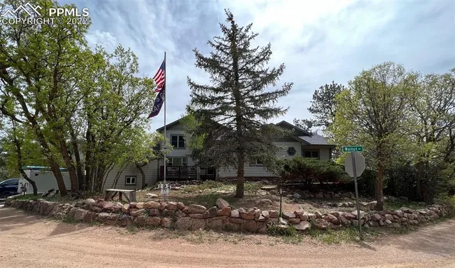 $650,000 | 192 Walnut Avenue, Palmer Lake, CO 80133