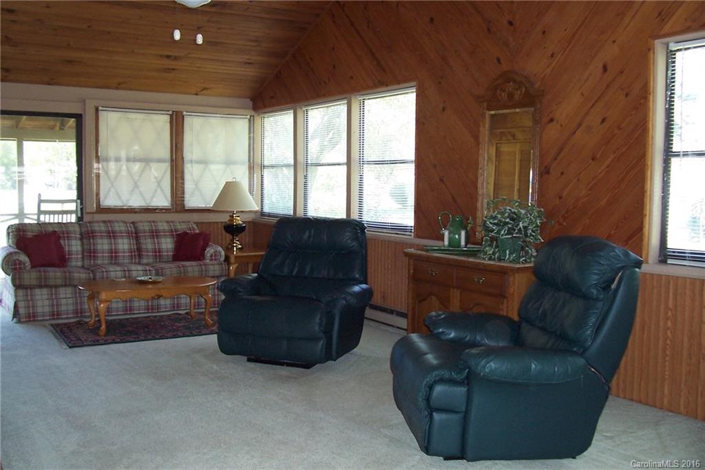 59 Mt Valley Road Waynesville, NC 28785 - Photo 14 of 23 Gallery Image 14