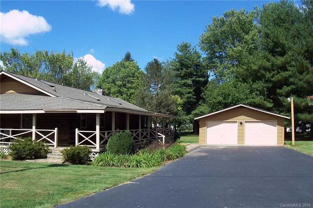 59 Mt Valley Road Waynesville, NC 28785 - Photo 3 of 23 Gallery Image 3