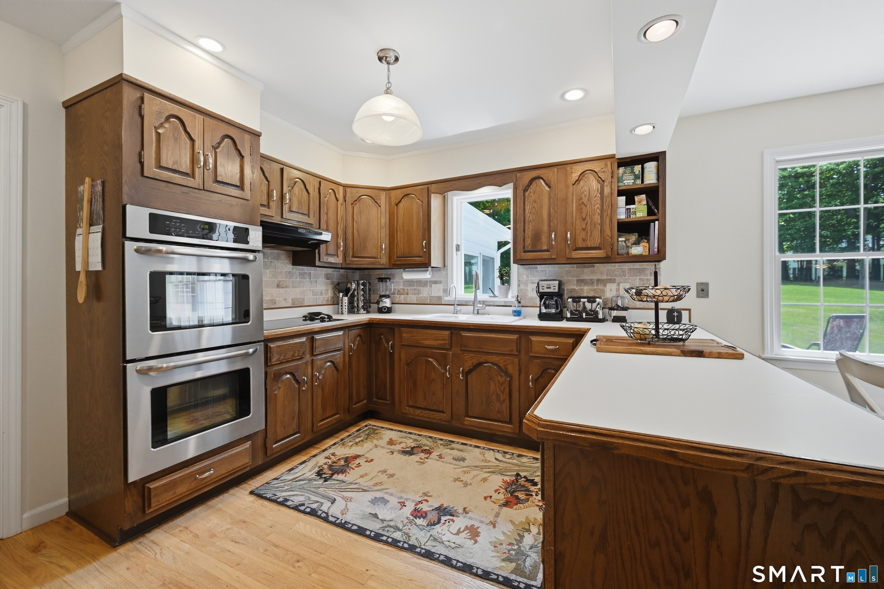 28 Wintergreen Hill Road Danbury, CT 06811 - Photo 10 of 39