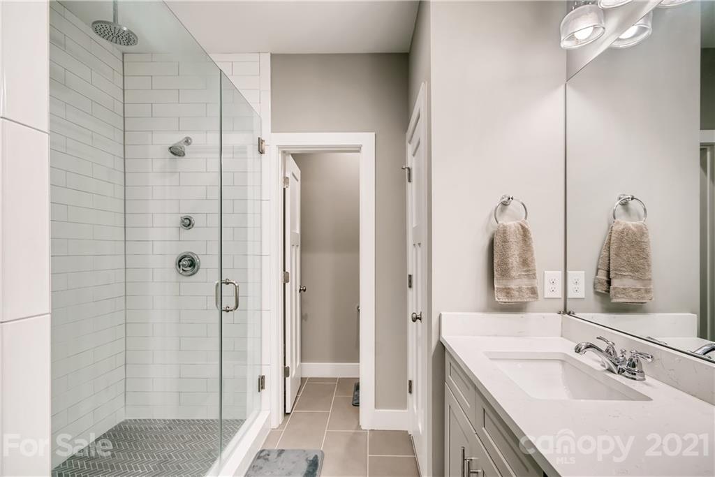 5226 Valley Stream Road Charlotte, NC 28209 - Photo 13 of 28 Gallery Image 13