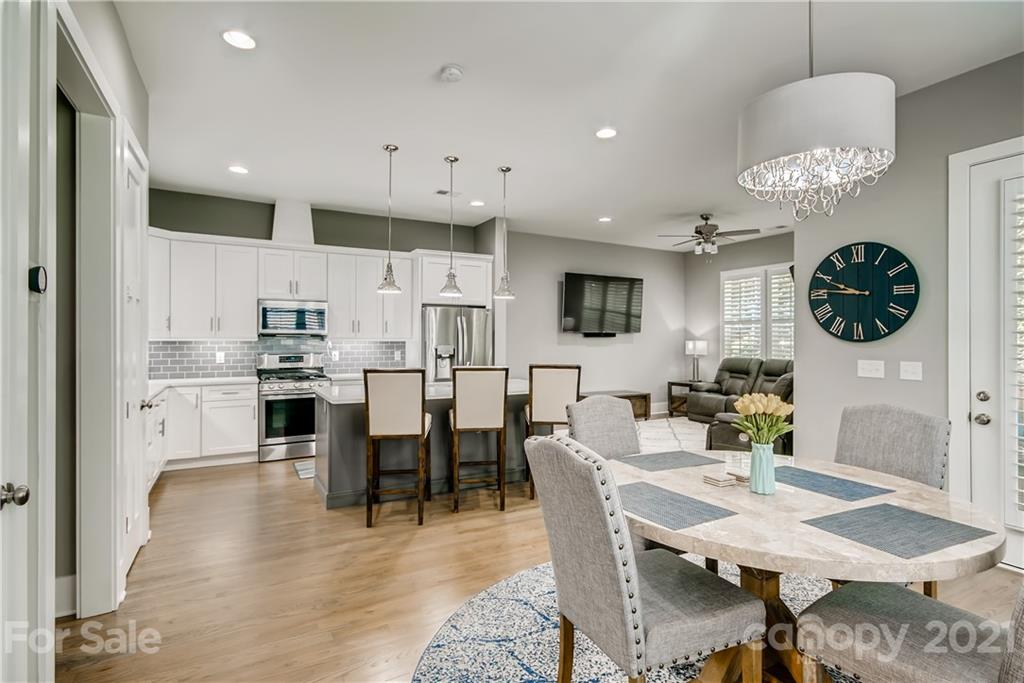 5226 Valley Stream Road Charlotte, NC 28209 - Photo 6 of 28 Gallery Image 6