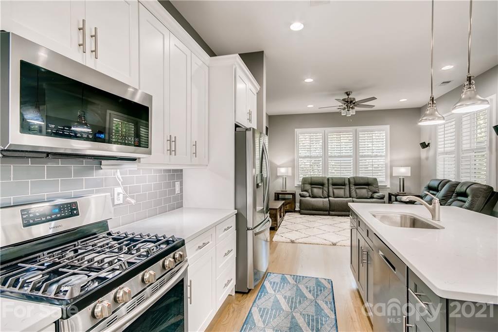 5226 Valley Stream Road Charlotte, NC 28209 - Photo 9 of 28 Gallery Image 9