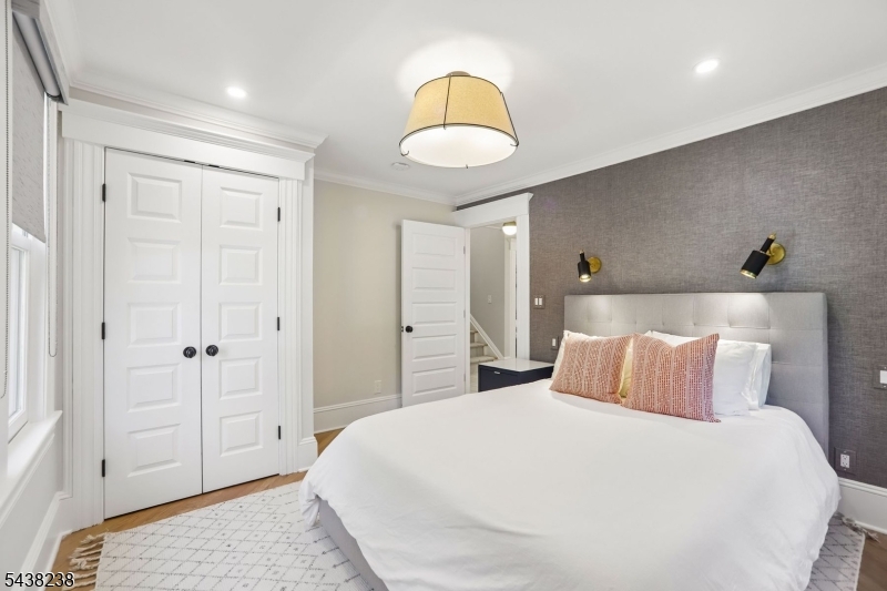 22 Oak Ridge Avenue Summit, NJ 07901 - Photo 29 of 38