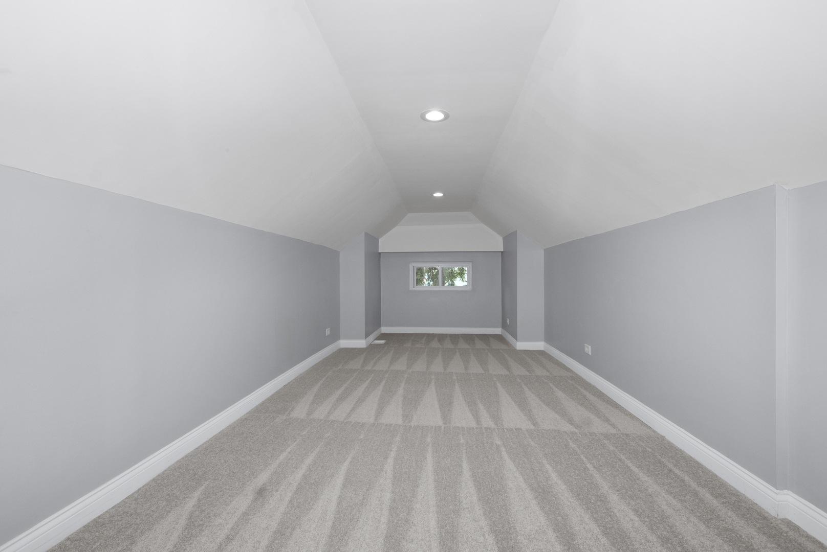 643 East 89th Street Chicago, IL 60619 - Photo 24 of 28 a view of empty room with window
