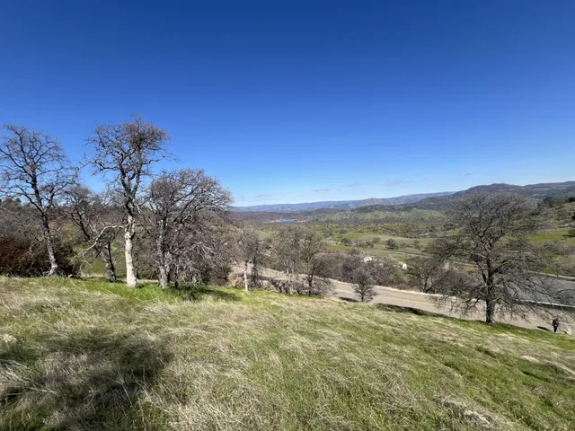 a view of outdoor space with mountain view