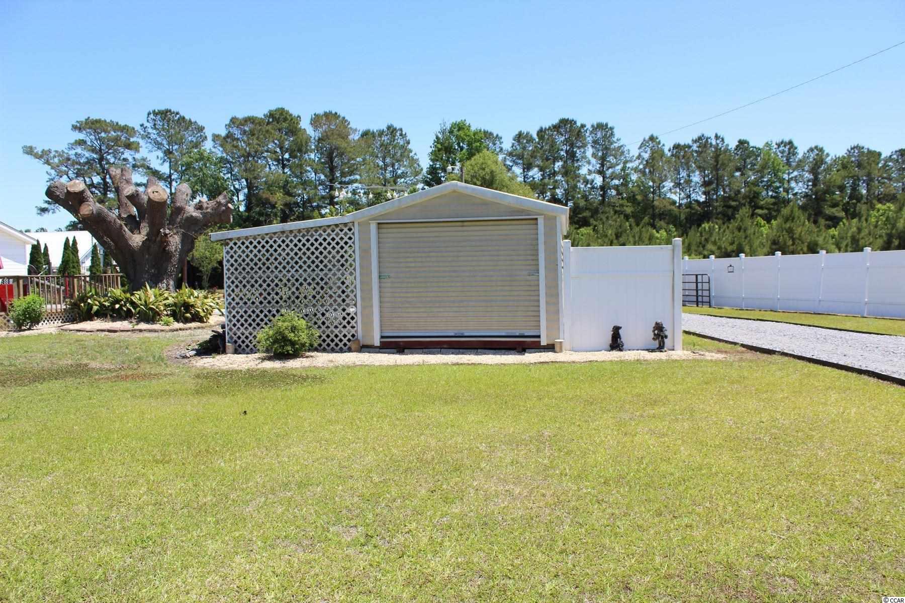 215 Catclaw Road Andrews, SC 29510 - Photo 17 of 40