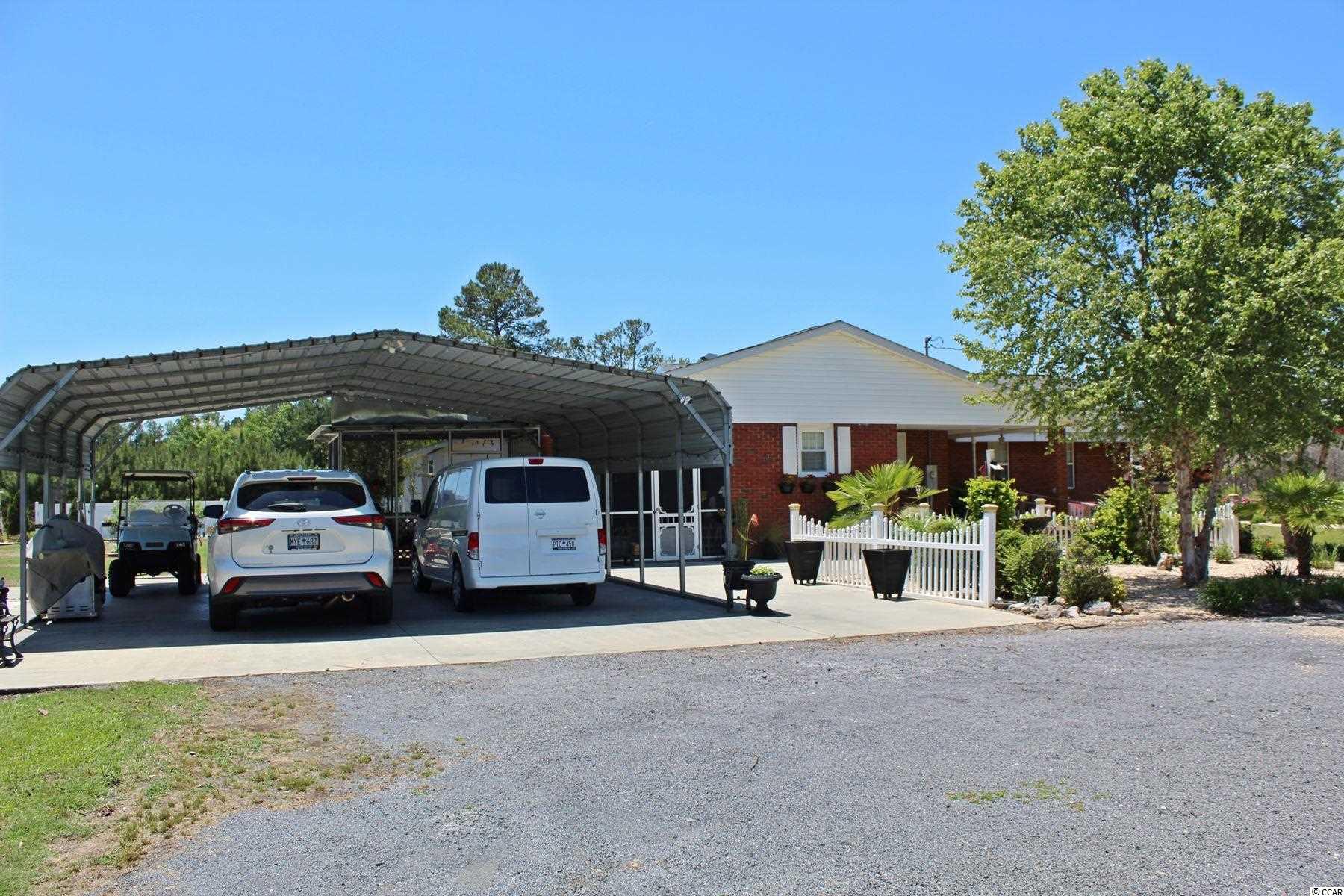 215 Catclaw Road Andrews, SC 29510 - Photo 3 of 40