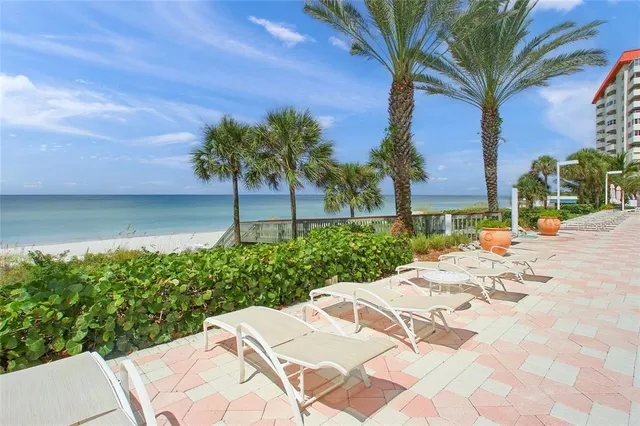 $1,500,000 | 1800 Benjamin Franklin Drive, Unit A1003, Sarasota, FL 34236