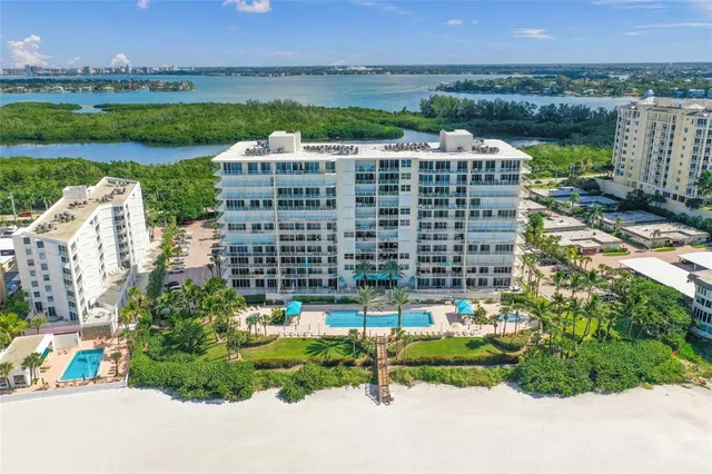 $1,500,000 | 1800 Benjamin Franklin Drive, Unit A1003, Sarasota, FL 34236