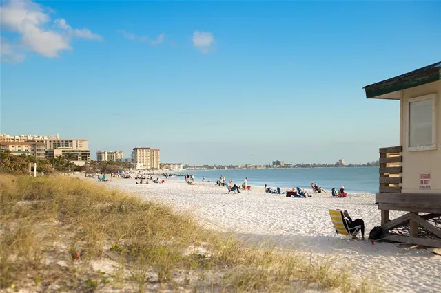 $1,500,000 | 1800 Benjamin Franklin Drive, Unit A1003, Sarasota, FL 34236