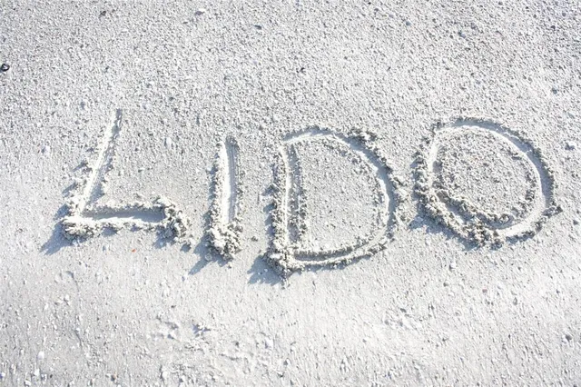 $1,500,000 | 1800 Benjamin Franklin Drive, Unit A1003, Sarasota, FL 34236