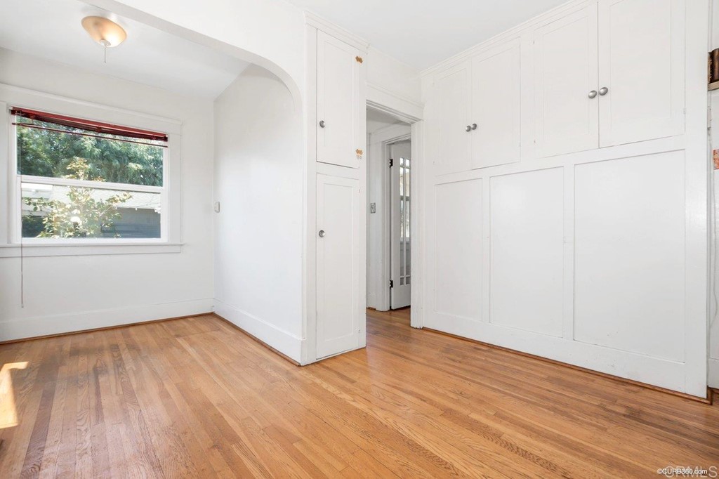 3023-3027 Olive Street San Diego, CA 92104 - Photo 32 of 41 Breakfast nook attached to the kitchen