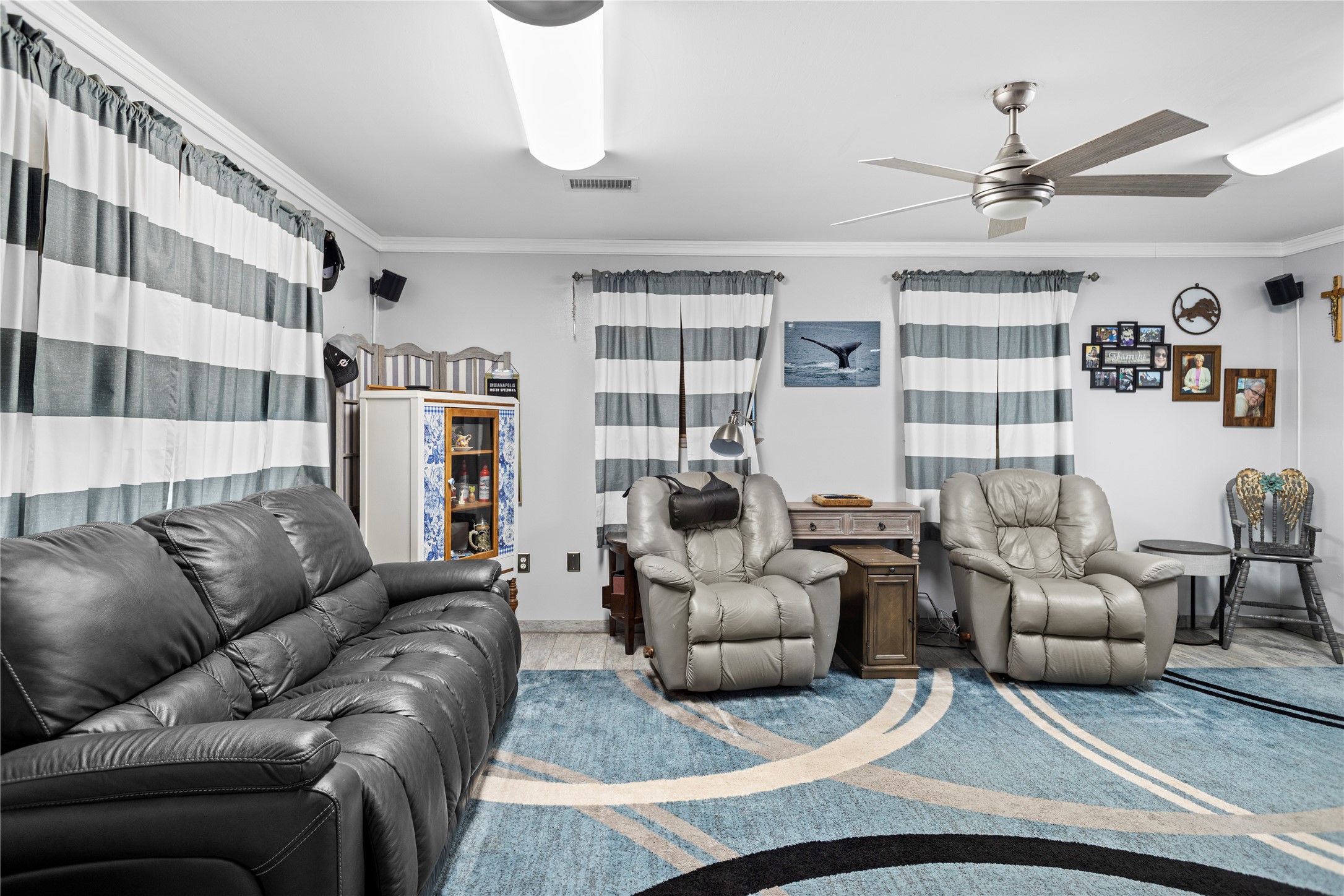 879 Interstate 45 Huntsville, TX 77340 - Photo 5 of 47 a living room with furniture and a large window