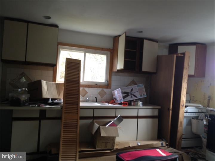 226 Landing Road Atco, NJ 08004 - Photo 12 of 18 Gallery Image 12