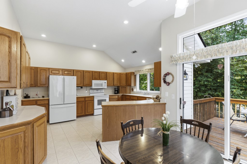 439 Cane Creek Landing Road Seneca, SC 29672 - Photo 10 of 46 Gallery Image 10