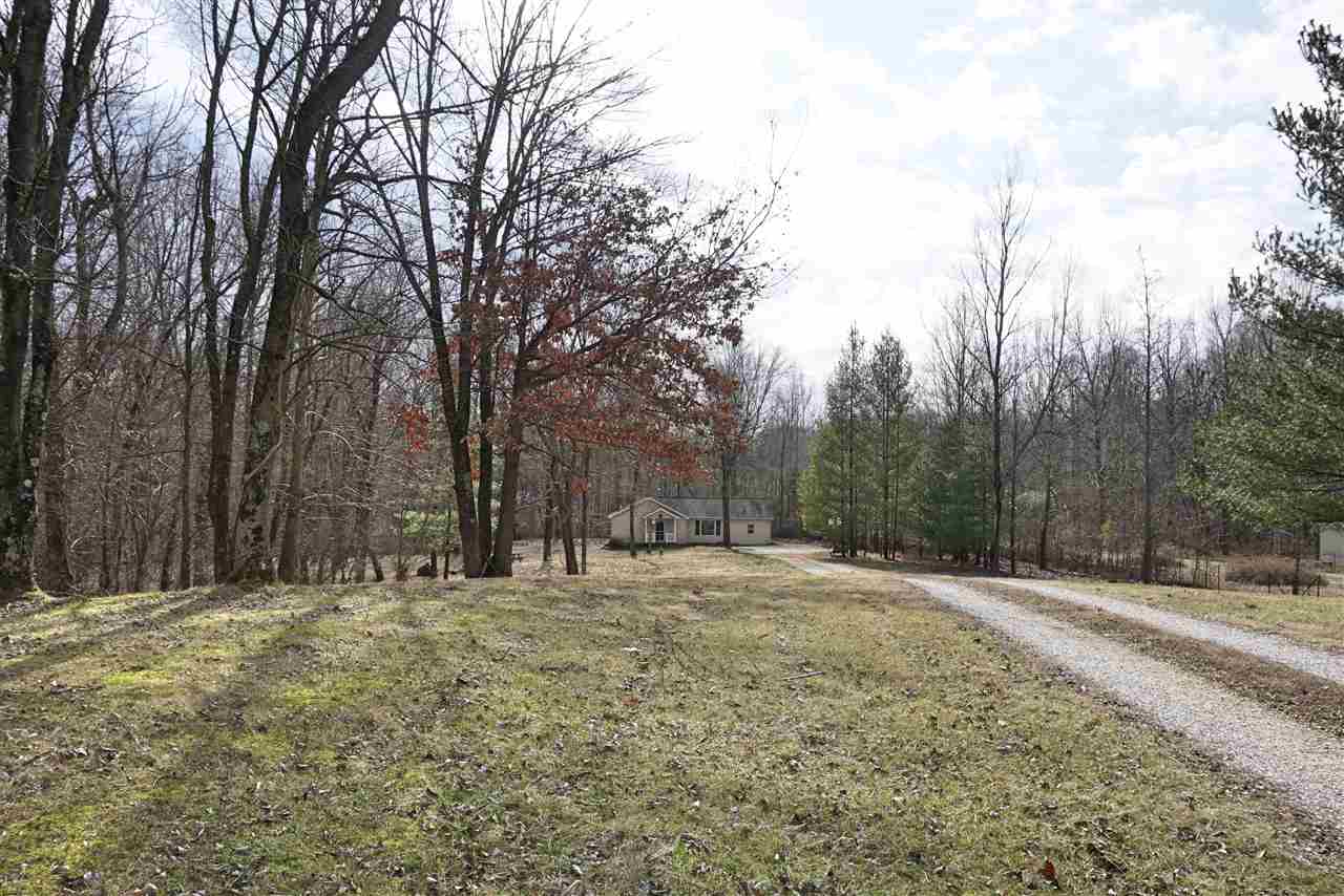 1033 West Eble Road Boonville, IN 47601 - Photo 2 of 34 Gallery Image 2