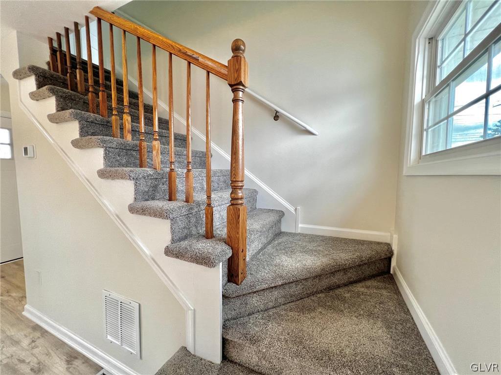 620 Pembroke Road Bethlehem, PA 18018 - Photo 13 of 24 Stairs to 2nd floor