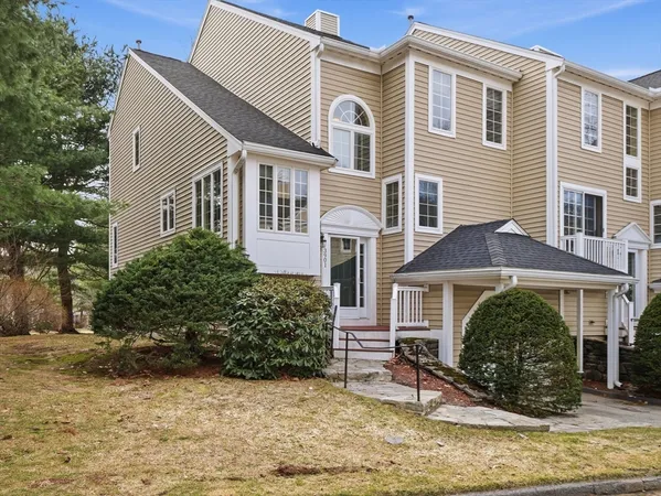 $529,000 | 3901 Knightsbridge Close, Unit 3901, Worcester, MA 01609