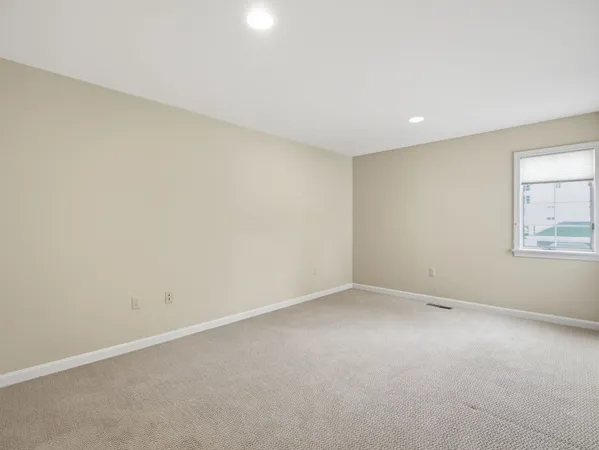 $529,000 | 3901 Knightsbridge Close, Unit 3901, Worcester, MA 01609