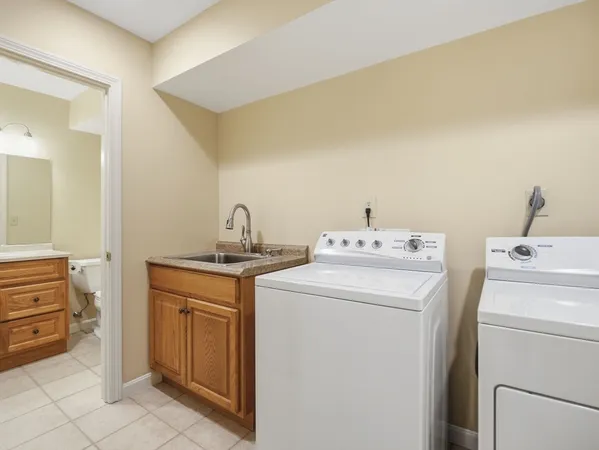 $529,000 | 3901 Knightsbridge Close, Unit 3901, Worcester, MA 01609