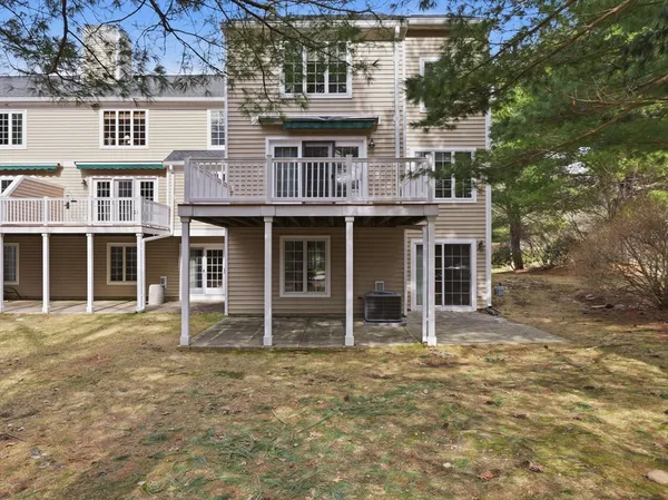 $529,000 | 3901 Knightsbridge Close, Unit 3901, Worcester, MA 01609