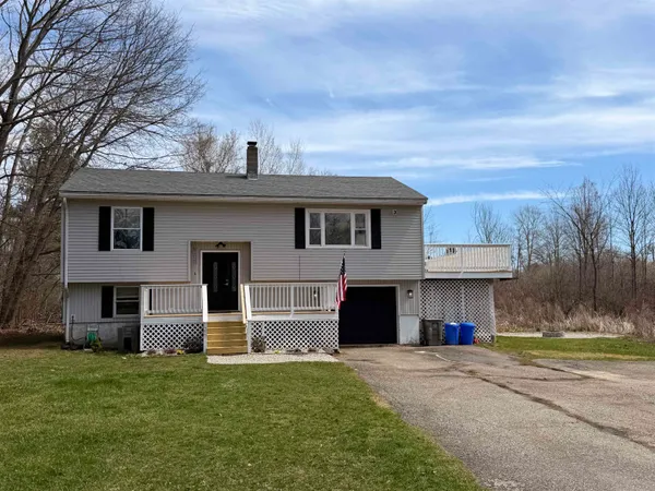 $655,000 | 26 Ocean Road, Greenland, NH 03840