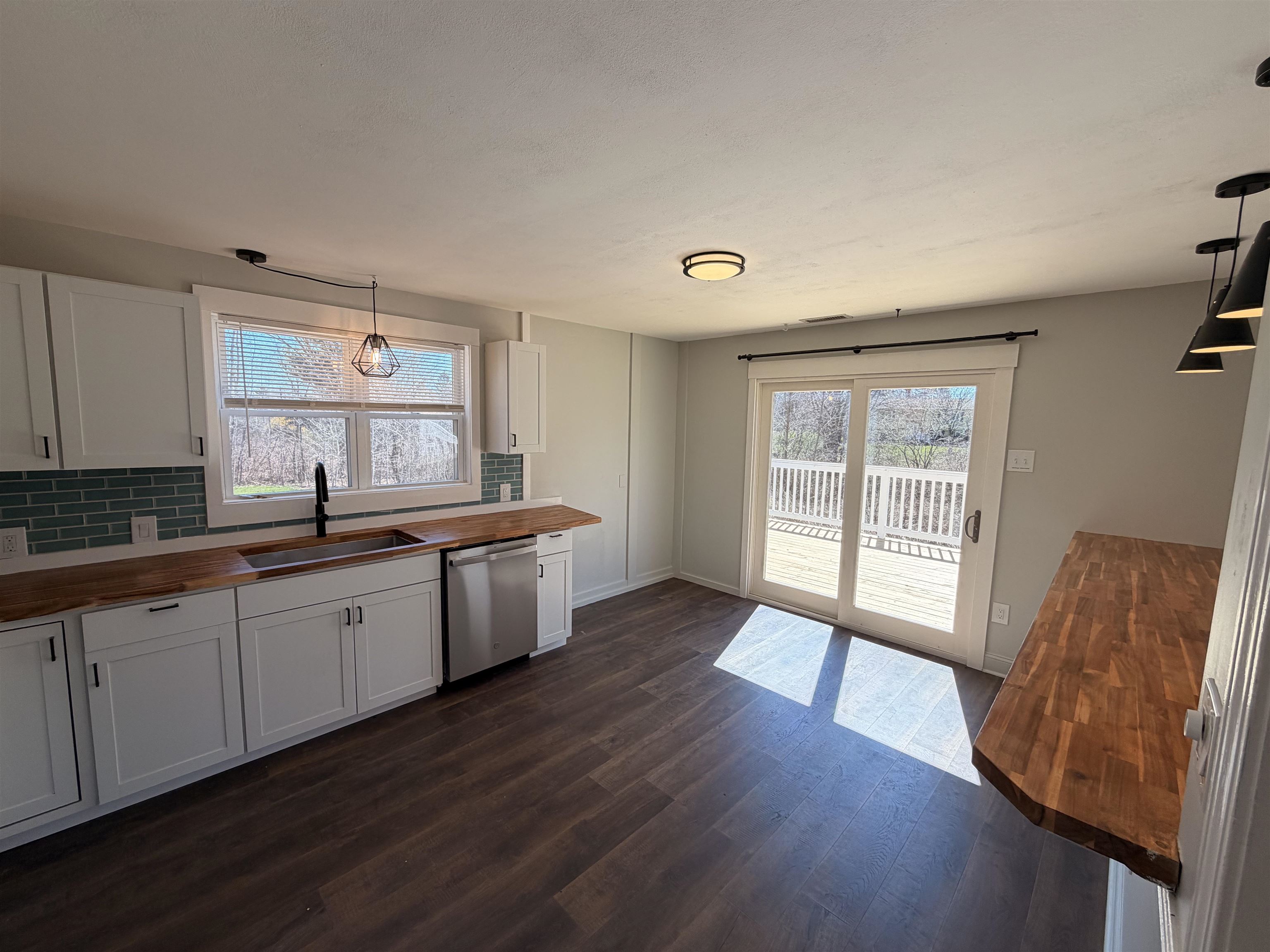 26 Ocean Road Greenland, NH 03840 - Photo 17 of 29