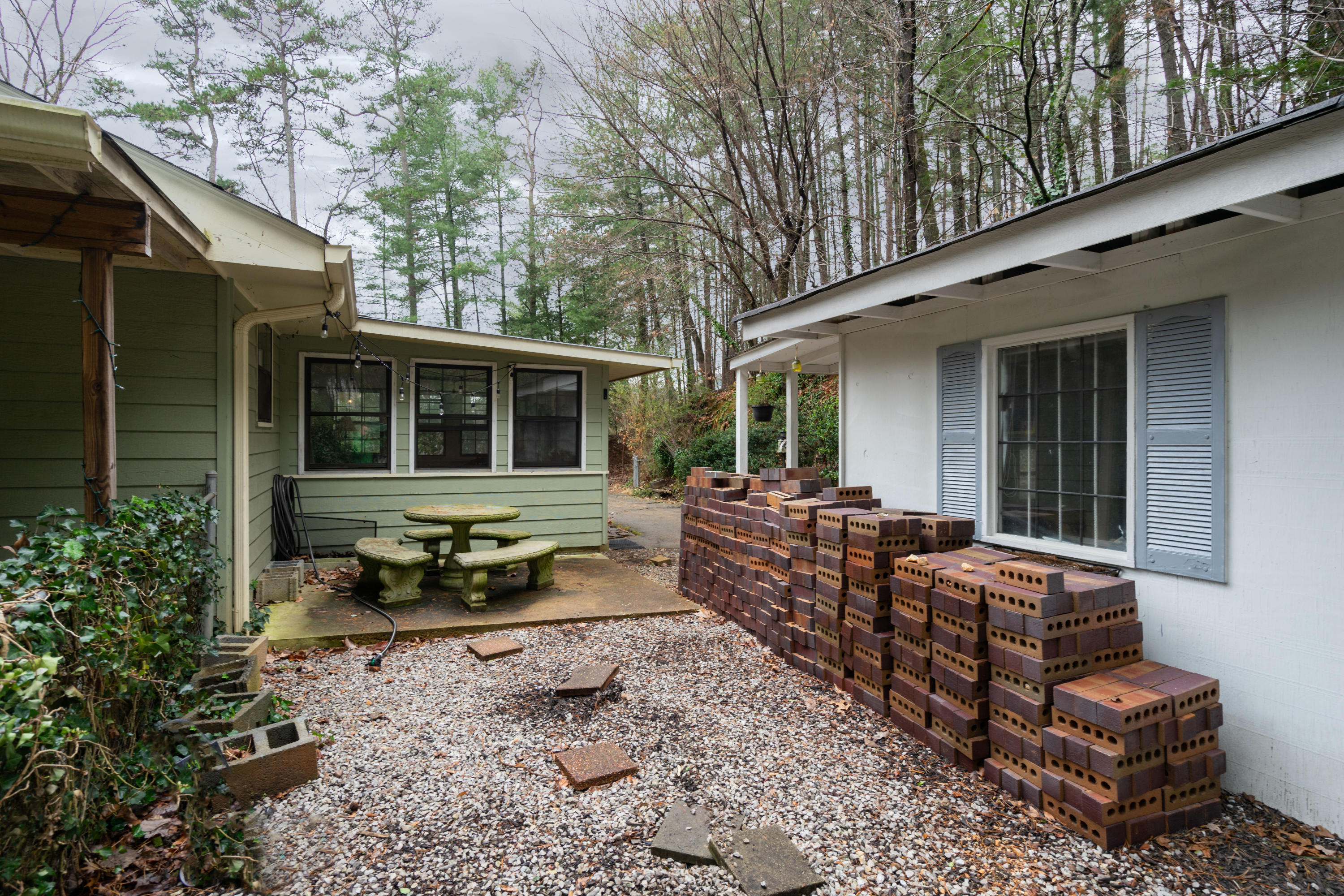 873 Donaldson Road Chattanooga, TN 37412 - Photo 20 of 22 Patio Area