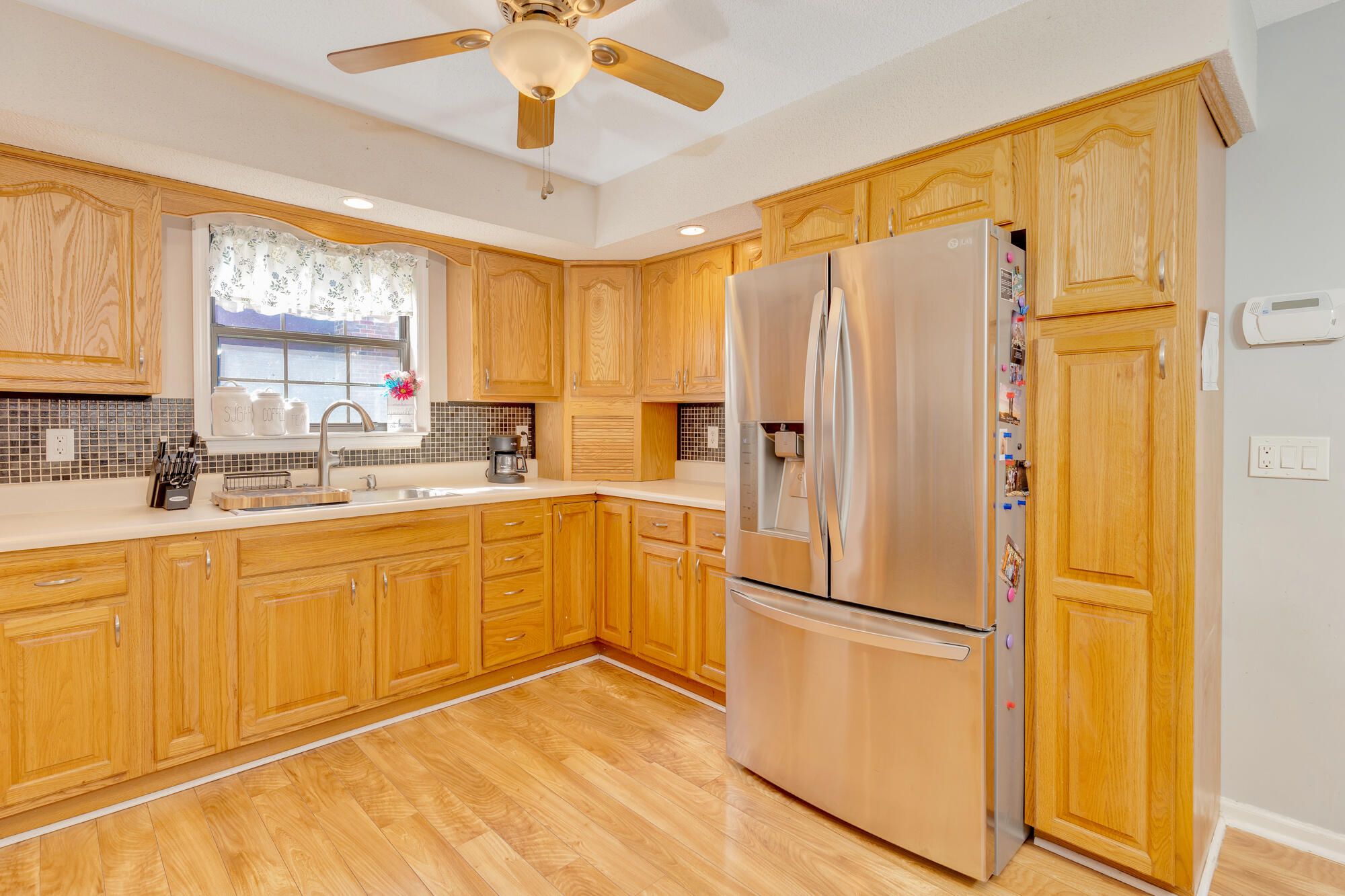 1216 Radmoor Lane Chattanooga, TN 37421 - Photo 13 of 32 1216-Radmoor-Ln-MLS-Photos-13