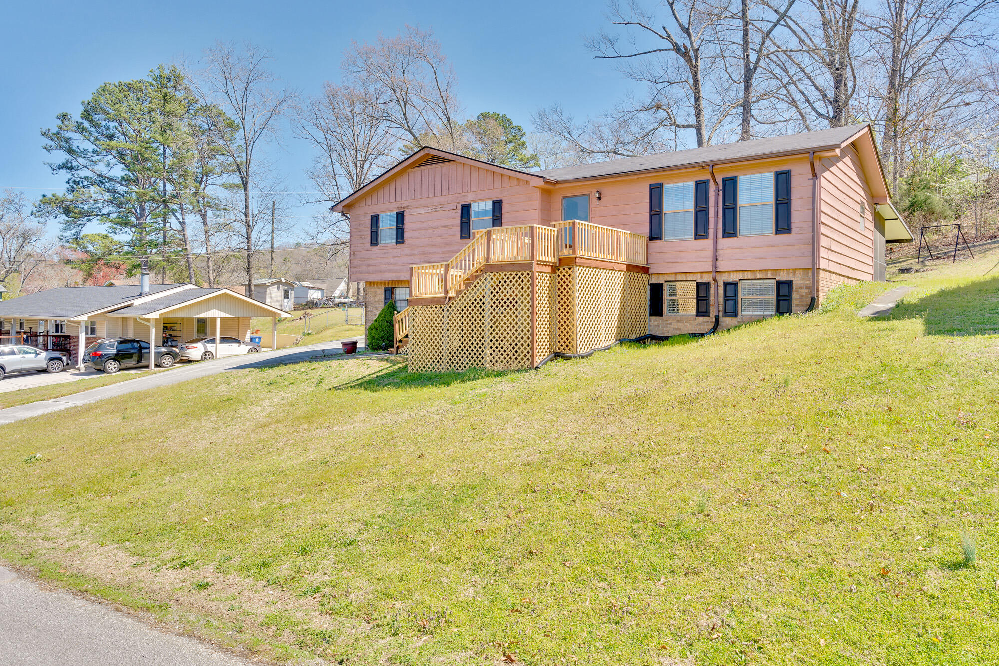 1216 Radmoor Lane Chattanooga, TN 37421 - Photo 2 of 32 1216-Radmoor-Ln-MLS-Photos-2