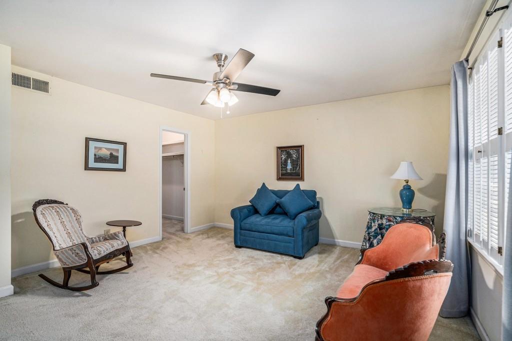 1484 Leafmore Place Decatur, GA 30033 - Photo 22 of 33 a living room with furniture and a window