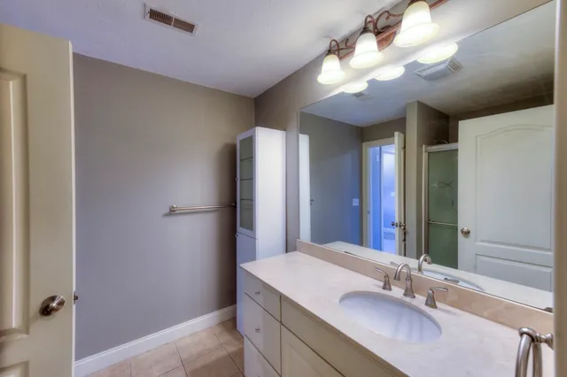 $449,900 | 38 Johnson Street, Unit 38, Worcester, MA 01604