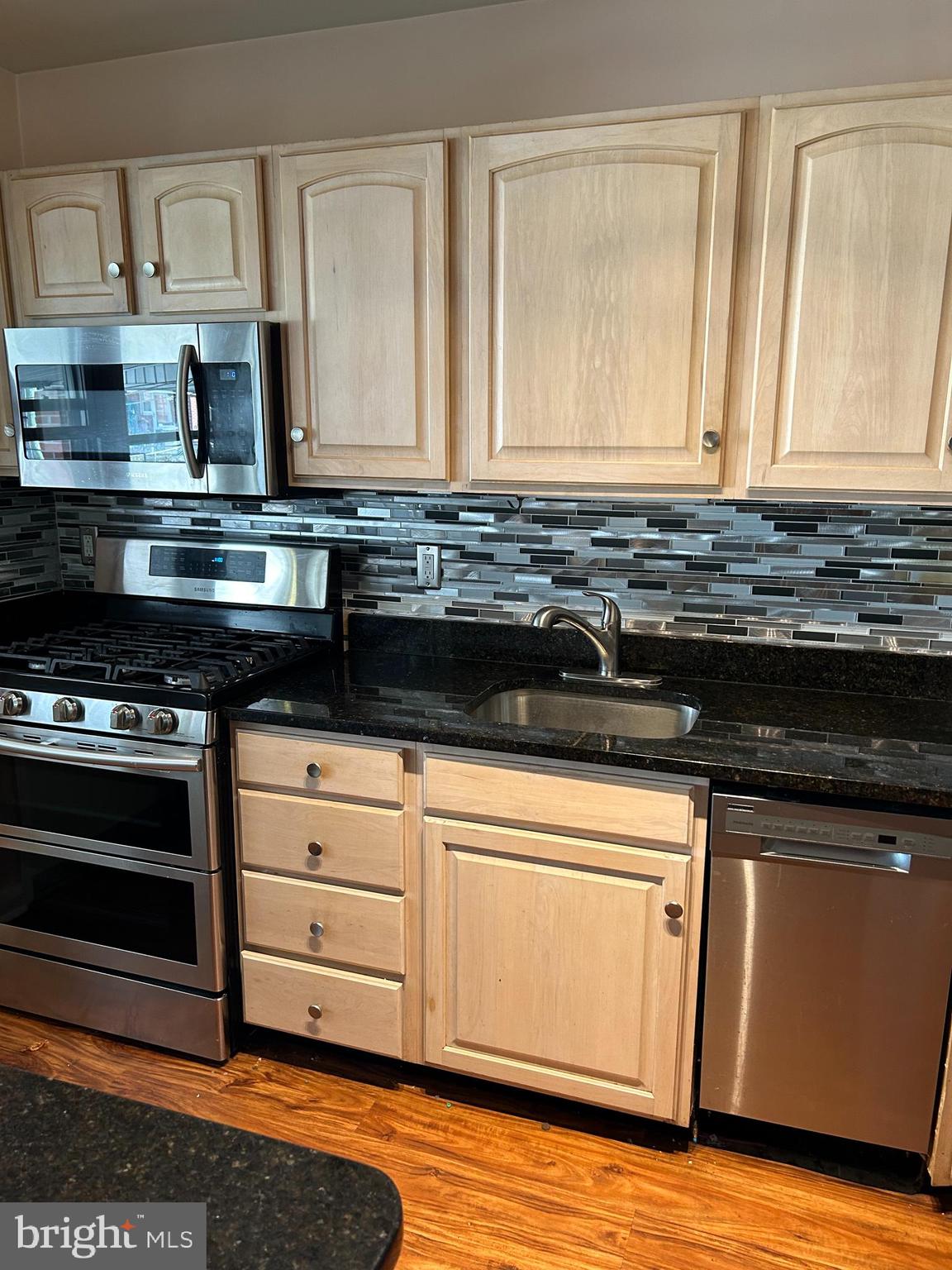 1960 Wareham Road Dundalk, MD 21222 - Photo 7 of 17 Kitchen