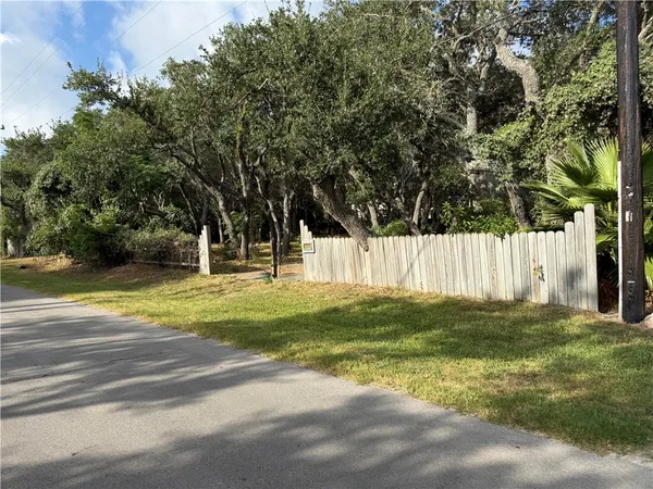 $235,000 | 601 North 10th Street, Fulton, TX 78382