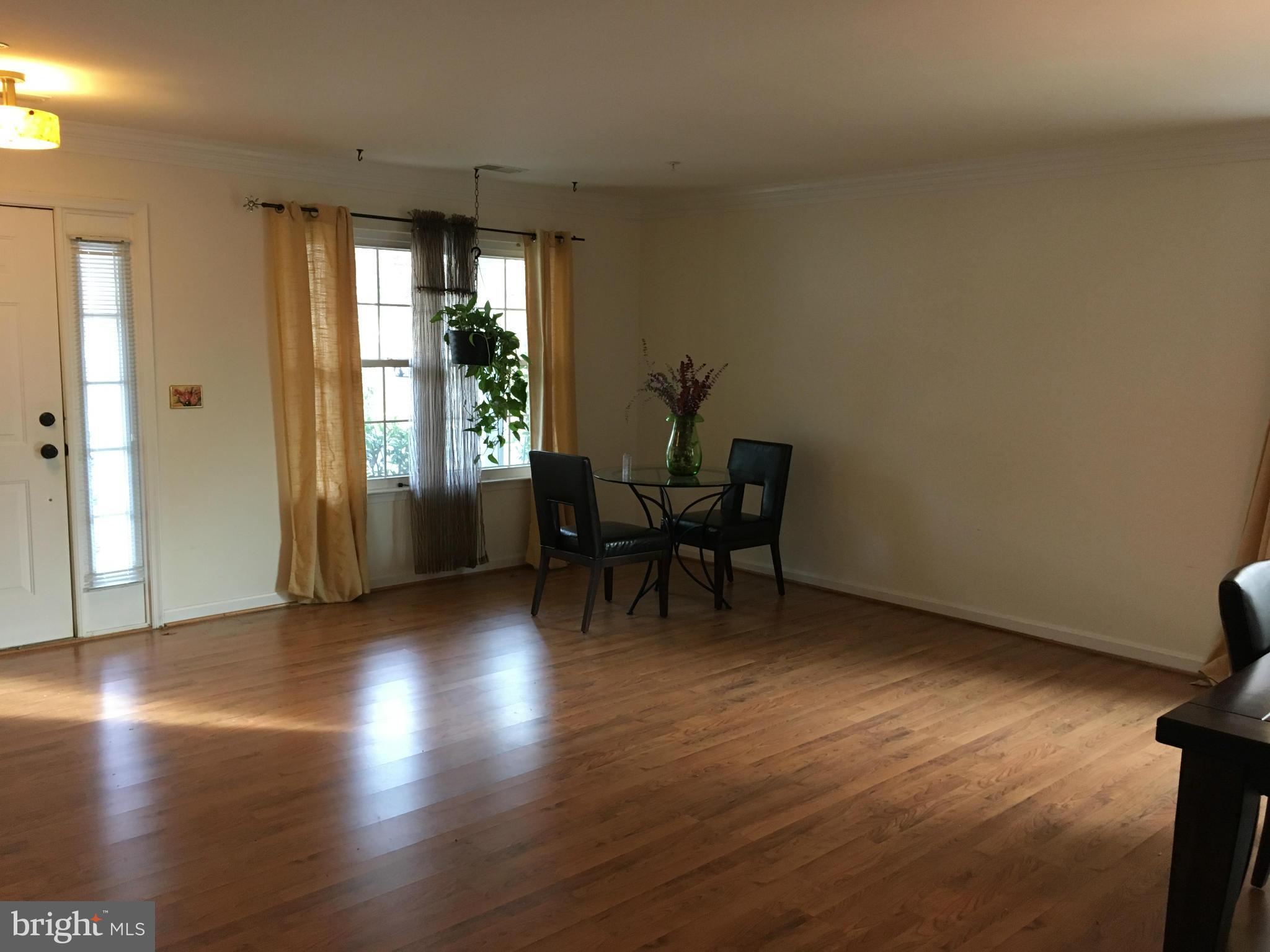 7413 Sandy Spring Road Laurel, MD 20707 - Photo 4 of 16 Living Room