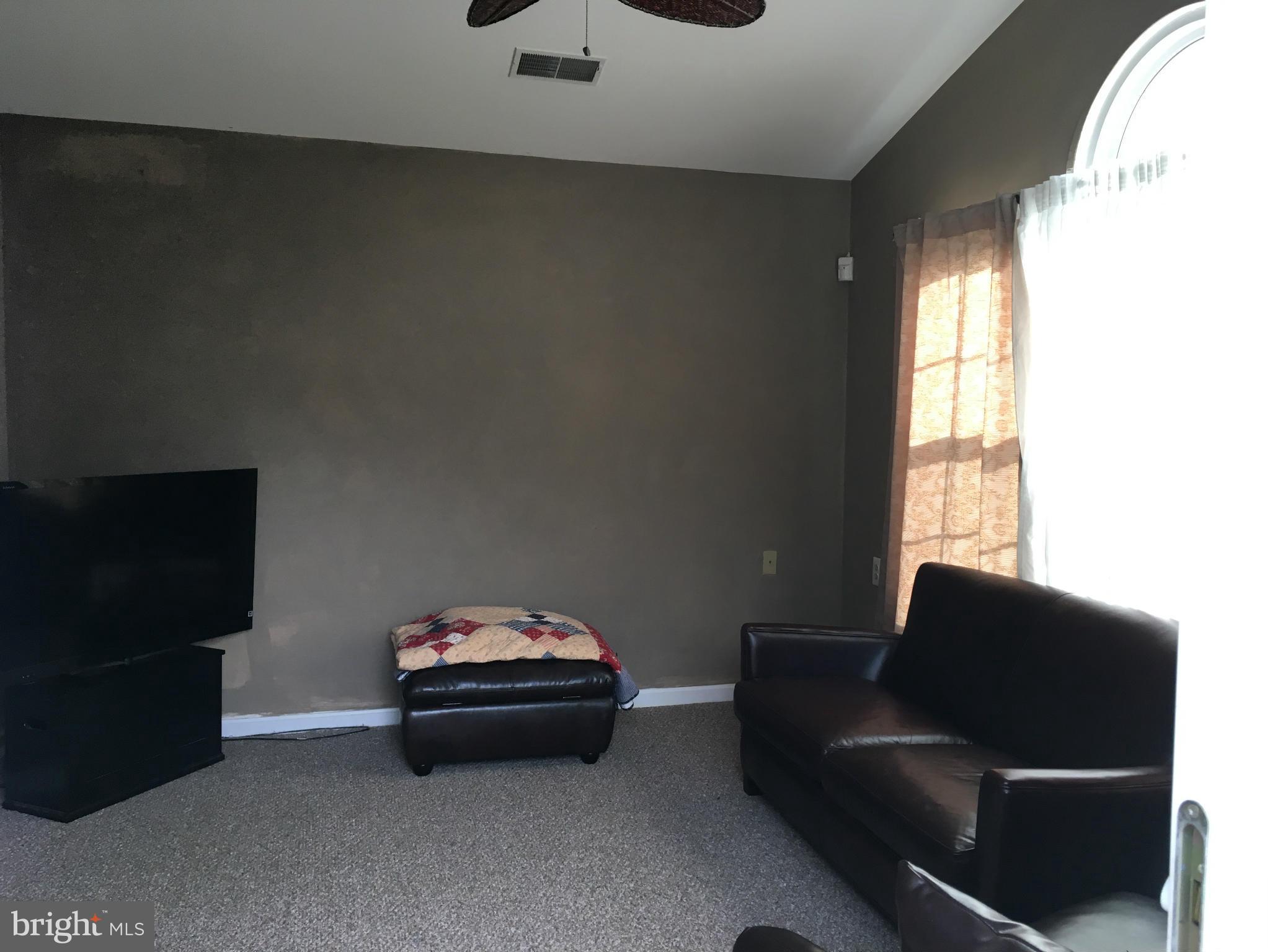 7413 Sandy Spring Road Laurel, MD 20707 - Photo 9 of 16 Florida Room