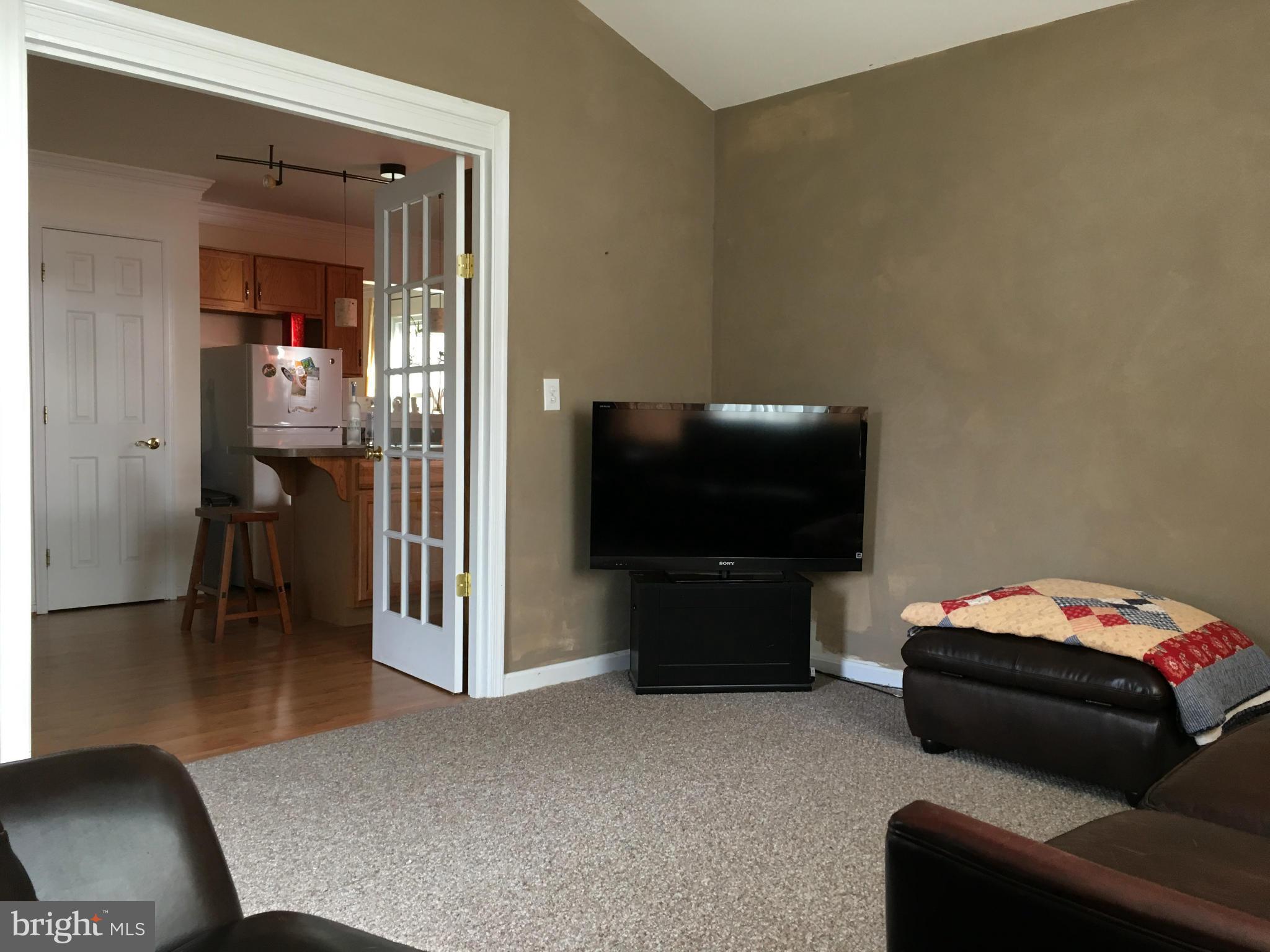 7413 Sandy Spring Road Laurel, MD 20707 - Photo 10 of 16 Florida Room