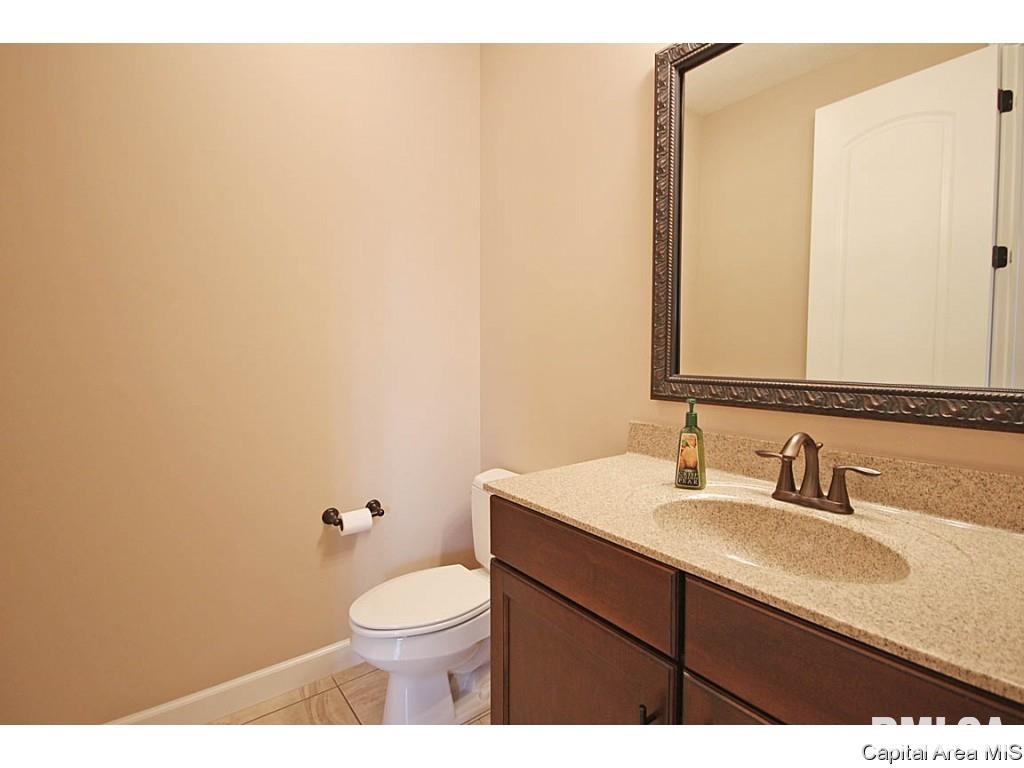 2701 Newcastle Court Springfield, IL 62711 - Photo 22 of 36 Gallery Image 22
