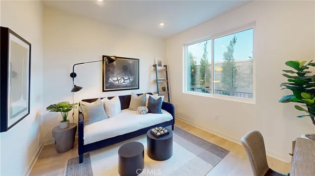 $949,990 | 1814 East 1st Street, Unit 350, Santa Ana, CA 92705