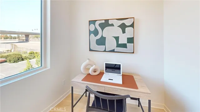 $949,990 | 1814 East 1st Street, Unit 350, Santa Ana, CA 92705